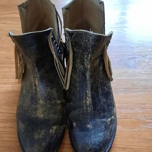 Fringed Shorty Boots